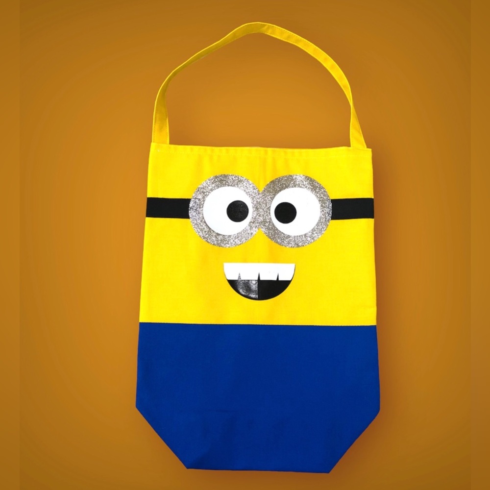 Trick or Treat Halloween Candy bag, Girl Minion, Monster Minion Tote bag